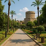 Hadrian Sol Modern 2br With View Opposite Old Town & Hadrian Gate Διαμέρισμα *