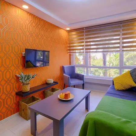 Modern Flat Across Hadrian Gate Antalya