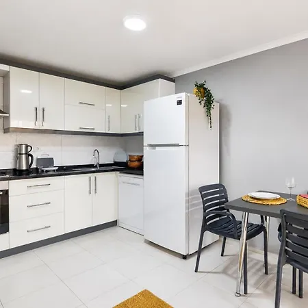 Apartment Hadrian Sol Modern 2br With View Opposite Old Town & Hadrian Gate Antalya