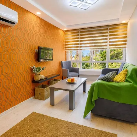 Apartment Hadrian Sol Modern 2br With View Opposite Old Town & Hadrian Gate