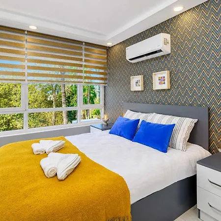 Apartment Hadrian Sol Modern 2br With View Opposite Old Town & Hadrian Gate *