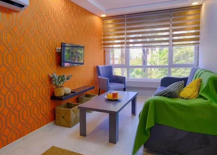 Hadrian Sol Modern 2br View Opposite Old Town Hadrian Gate *