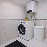 Hadrian Sol Modern 2Br Apartment With City View Opposite Old Town & Hadrian Gate Apartman *