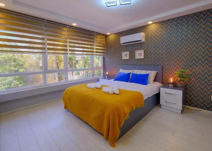 Hadrian Sol Modern 2br View Opposite Old Town Hadrian Gate * Antalya