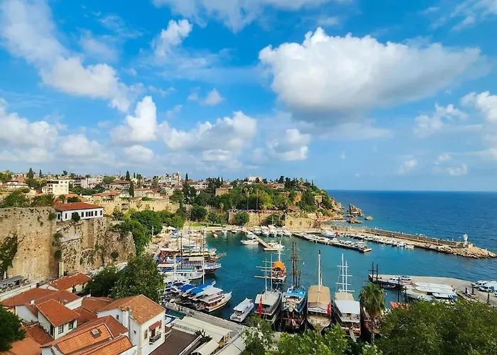 Hadrian Sol Modern 2br View Opposite Old Town Hadrian Gate Apartment Antalya