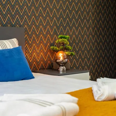 Apartment Modern Flat Across Hadrian Gate *